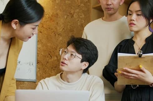 As people move out of big cities, fashion retail follows